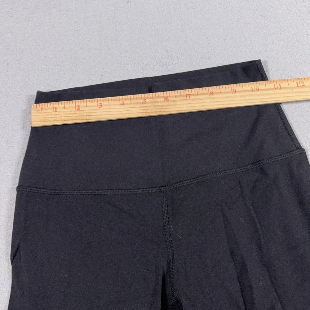 Lululemon Shorts Womens 4 Black‎ High Rise Bike Compression Athletic Gym Yoga